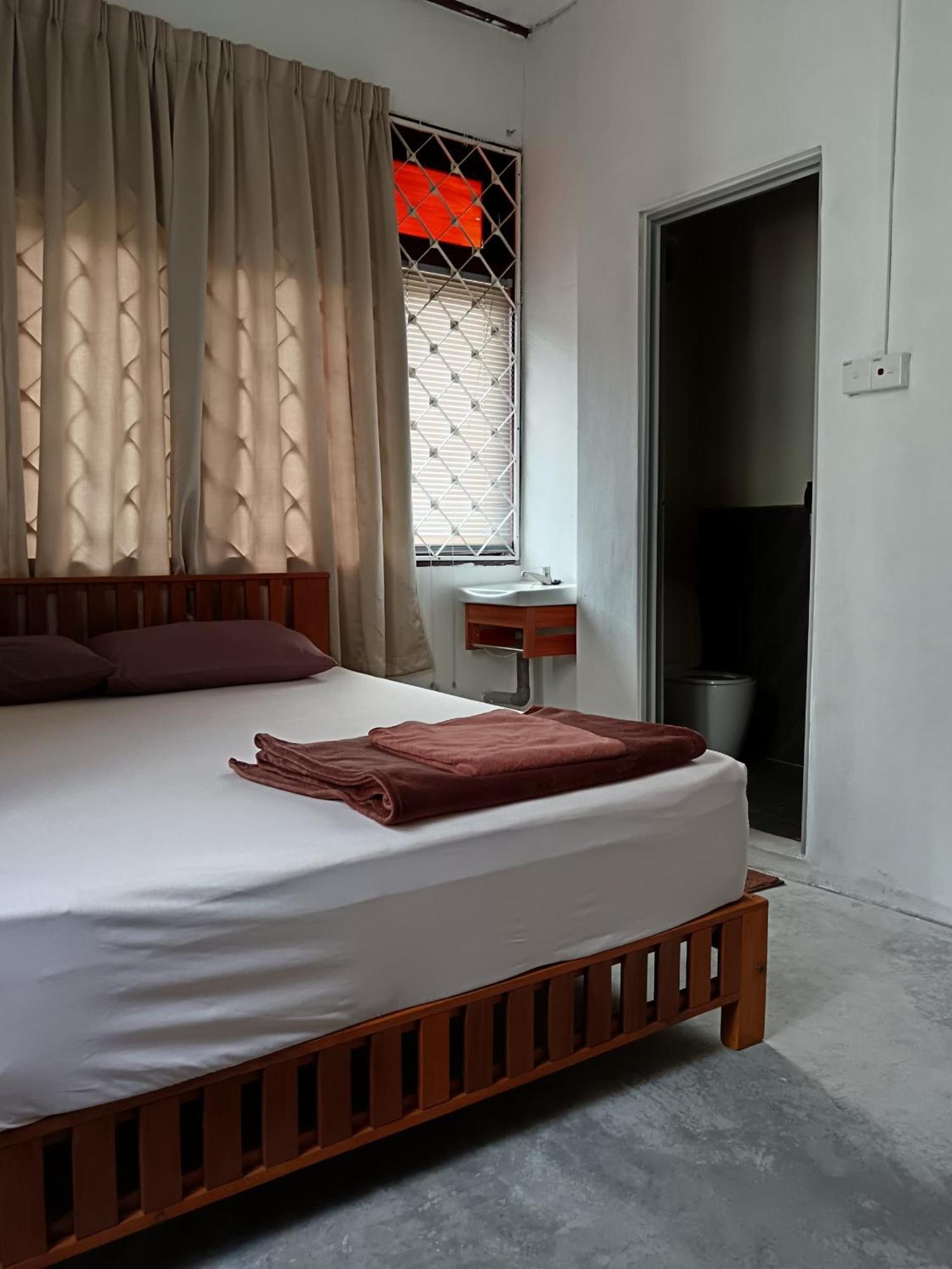 Little Cozy Homestay Kota Bharu Exterior photo
